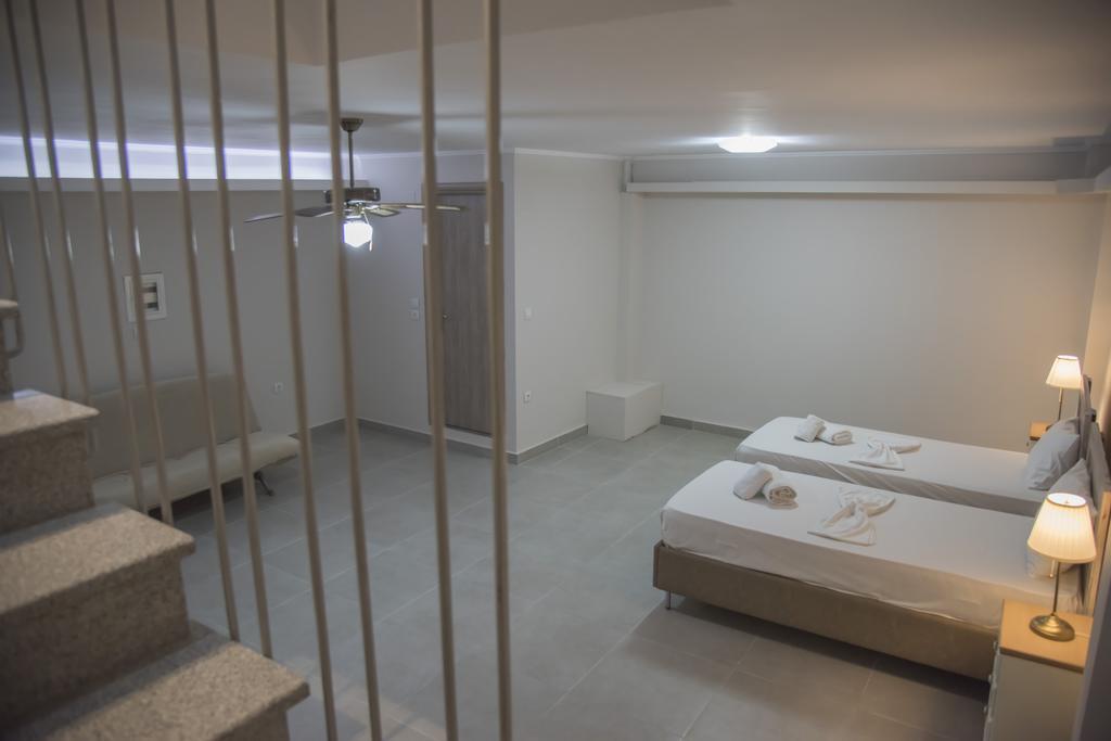 Casa Christabella Lägenhet Paralia Vrachou Exteriör bild