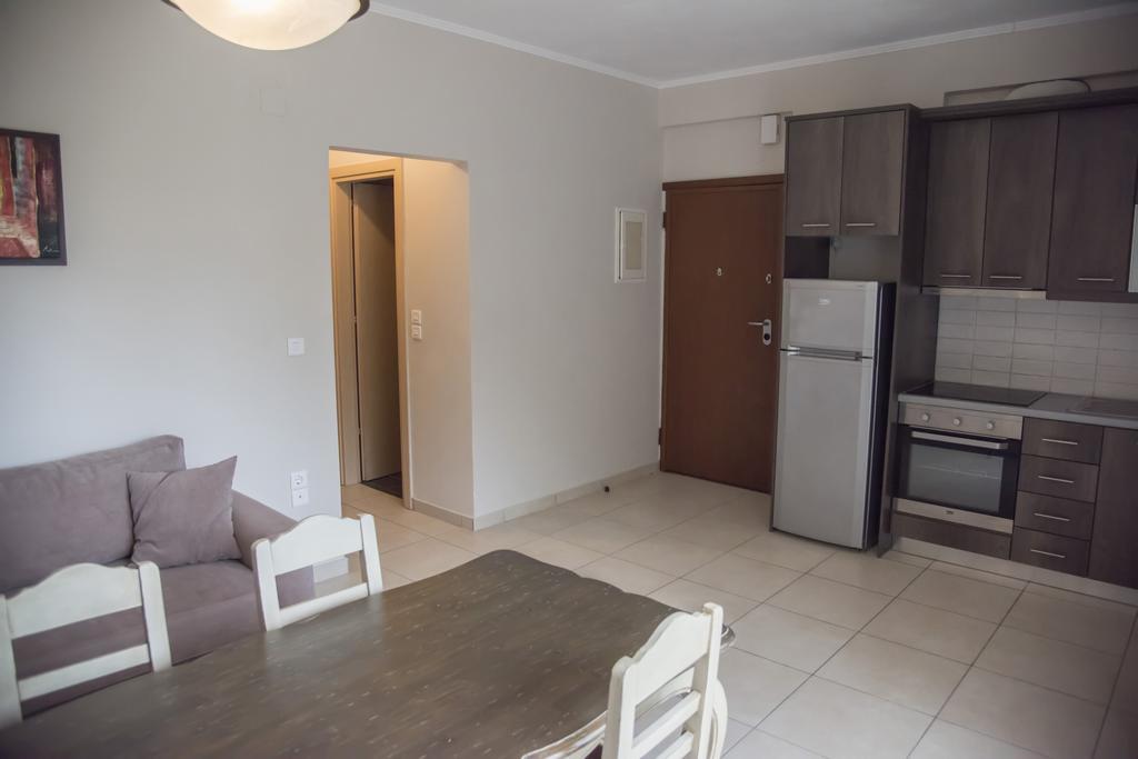 Casa Christabella Lägenhet Paralia Vrachou Exteriör bild